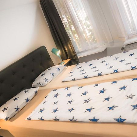 דיסלדורף Altstadt Apartment Alisa מראה חיצוני תמונה